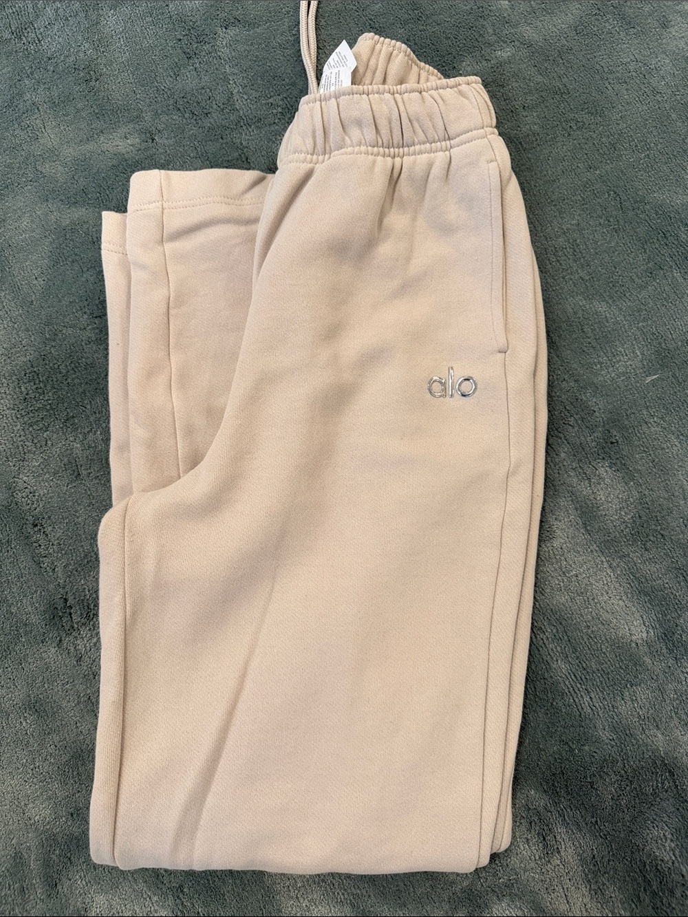 ALO Accolade Straight Leg Sweatpants - Bone